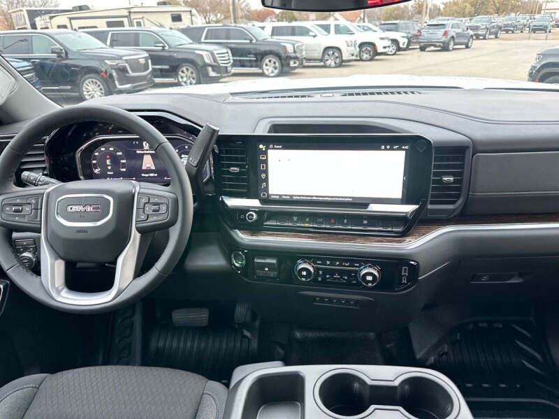 2026 GMC Sierra 3500HD SLE - Photo 26