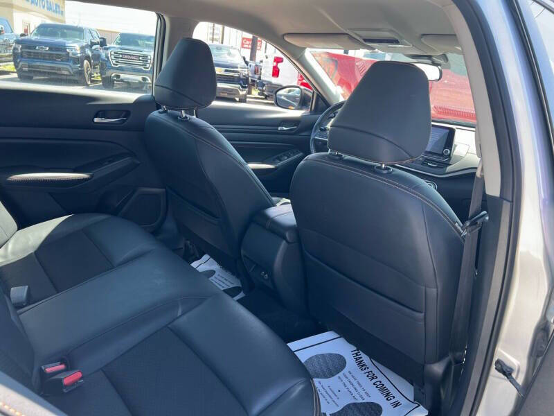 2022 Nissan Altima 2.5 SR