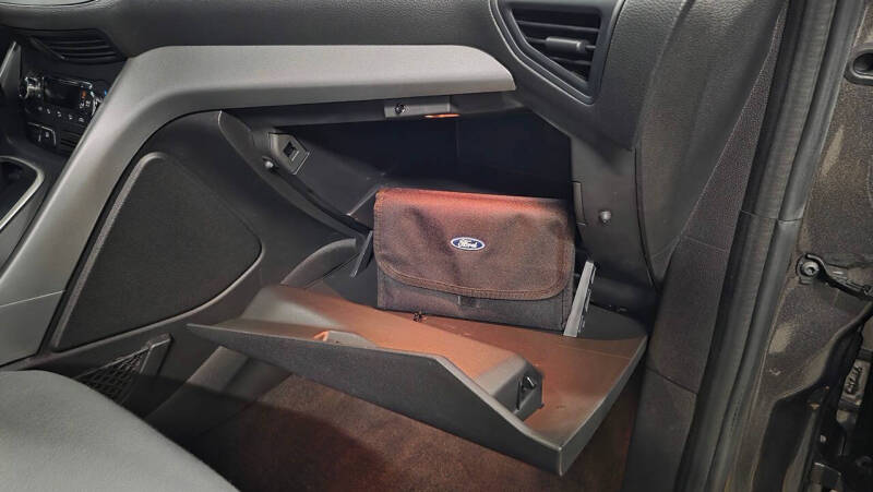 2015 Ford C-MAX Hybrid SE