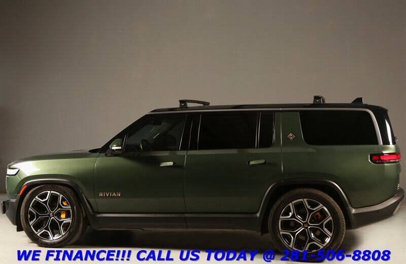 2022 Rivian R1S Launch Edition