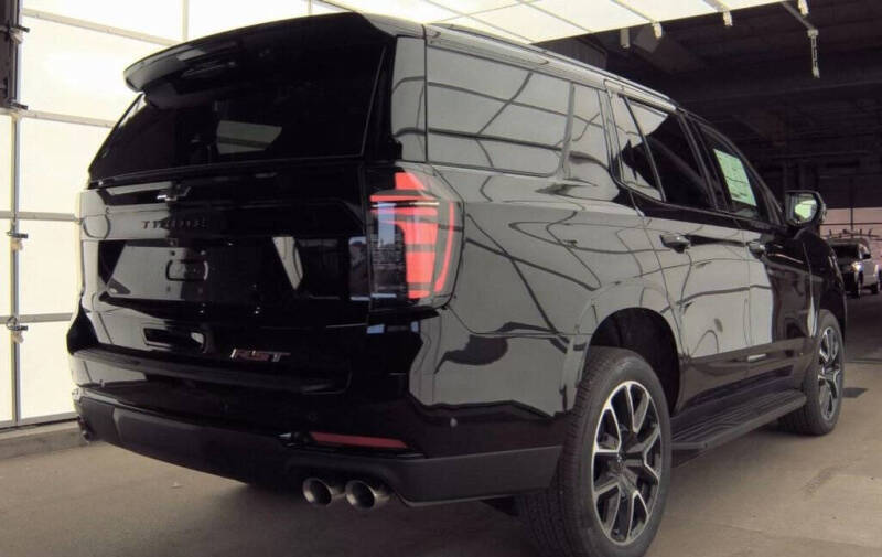 2025 Chevrolet Tahoe RST