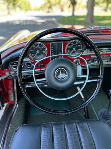 1968 Mercedes-Benz 280-Class