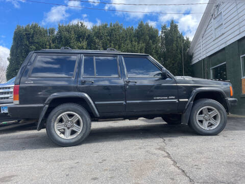 2000 Jeep Cherokee for sale at Connecticut Auto Wholesalers in Torrington CT