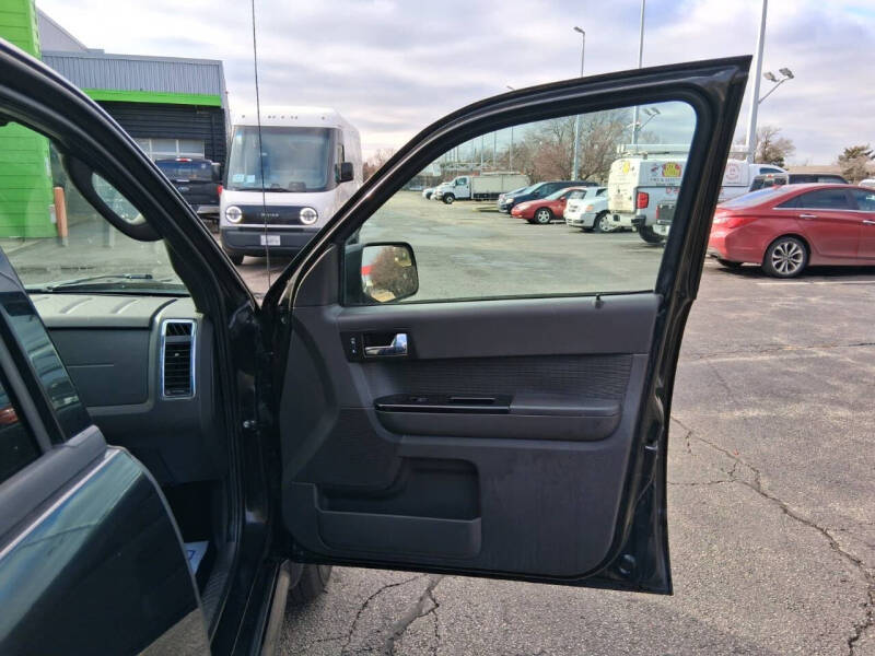 2011 Ford Escape XLT