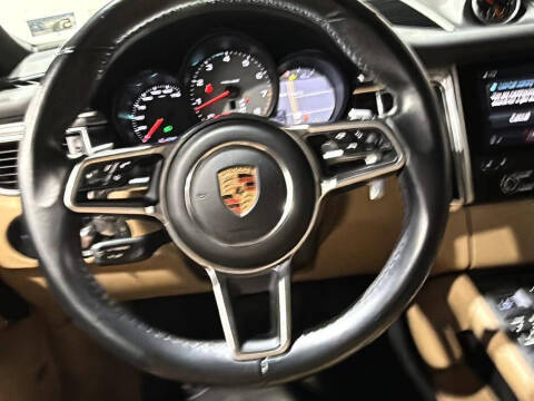 2018 Porsche Macan S