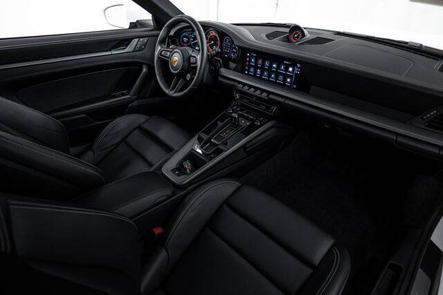 2022 Porsche 911 Carrera S