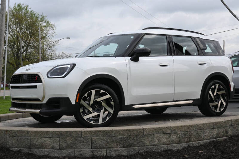 2025 MINI Countryman S's photo