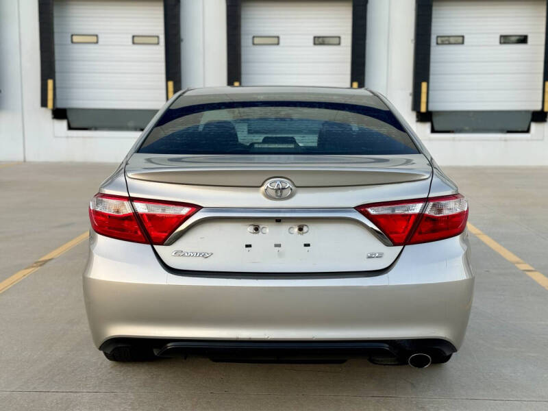 2017 Toyota Camry SE