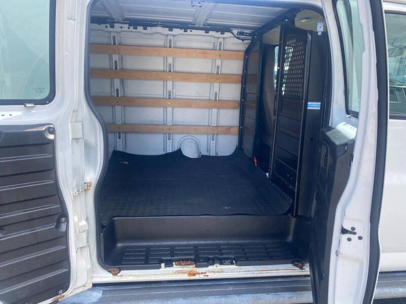 2019 Chevrolet Express 2500