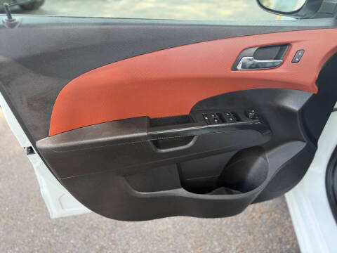 2015 Chevrolet Sonic LTZ Auto