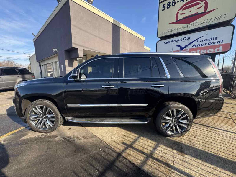 2016 Cadillac Escalade Luxury Collection