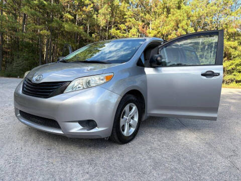 2012 Toyota Sienna