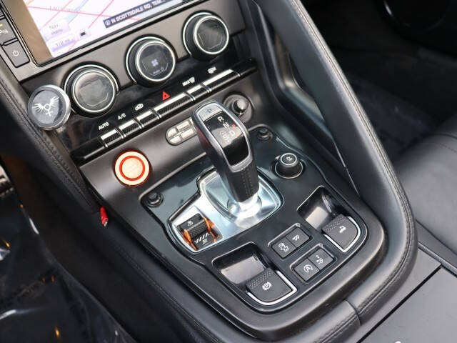 2014 Jaguar F-TYPE V8 S