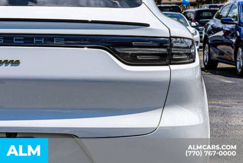 2023 Porsche Cayenne E-Hybrid Coupe Platinum Edition