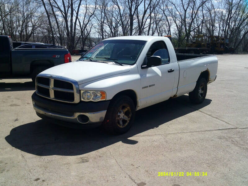 2002 Dodge Ram 1500 Pickup SLT photo 2