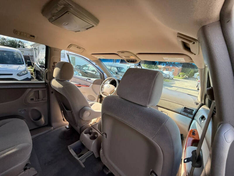 2006 Toyota Sienna
