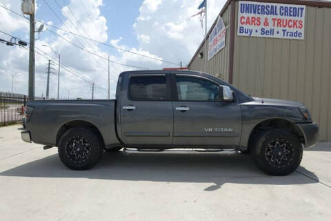 2005 Nissan Titan for sale at Universal Credit in Houston TX