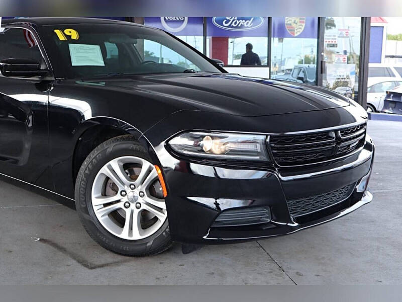 2019 Dodge Charger SXT