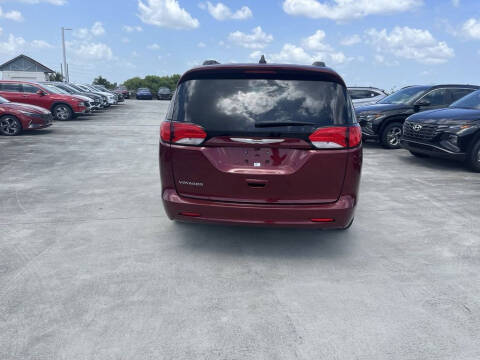 2021 Chrysler Voyager LXi