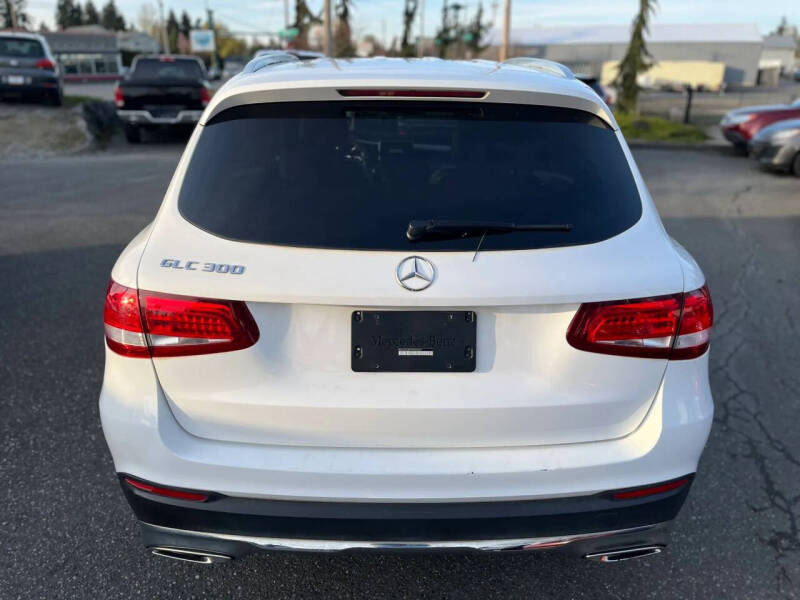 2017 Mercedes-Benz GLC GLC 300
