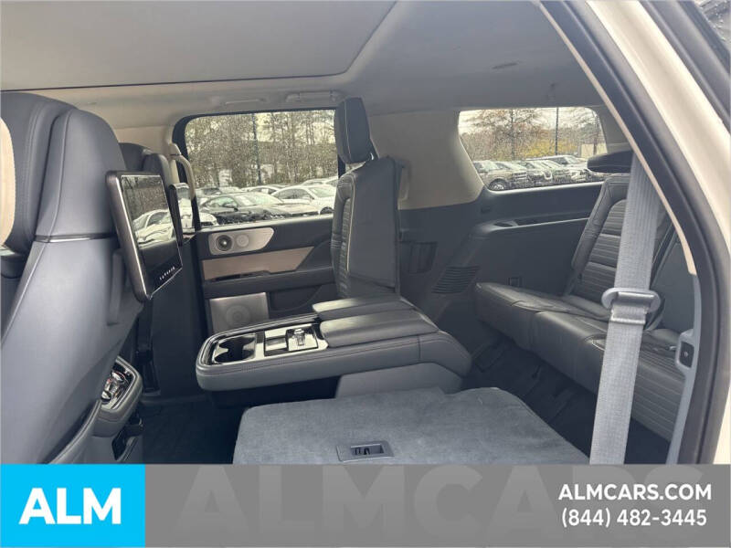 2021 Lincoln Navigator Black Label