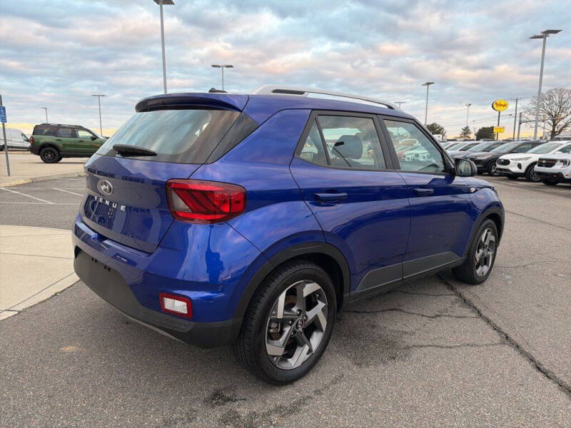 2024 Hyundai Venue SEL