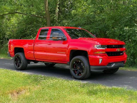 2017 Chevrolet Silverado 1500 for sale at CMC AUTOMOTIVE in Urbana IN