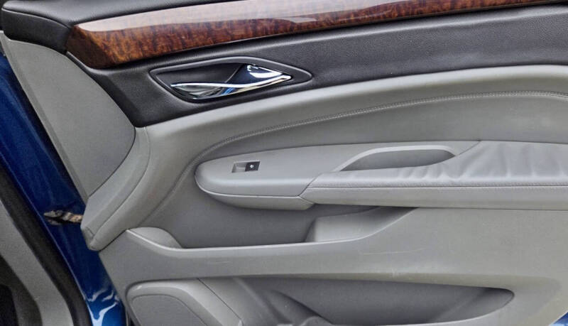 2010 Cadillac SRX Performance Collection