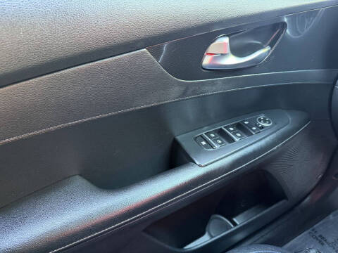 2021 Kia Forte GT Line