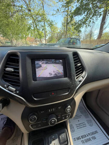 2019 Jeep Cherokee Latitude