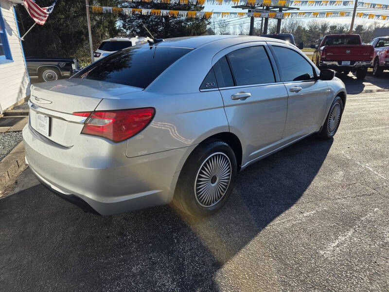 2012 Chrysler 200 LX