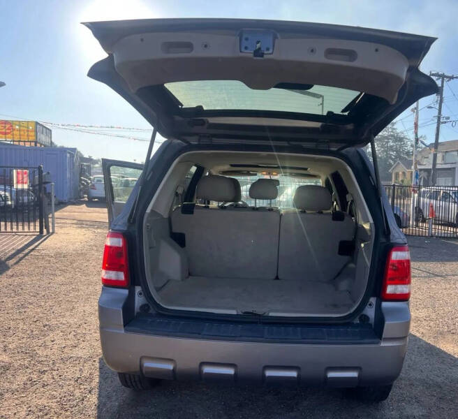 2008 Ford Escape XLT