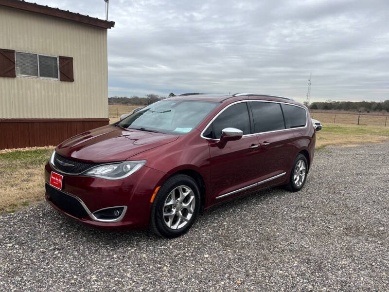 2019 Chrysler Pacifica for sale at COUNTRY AUTO SALES in Hempstead TX