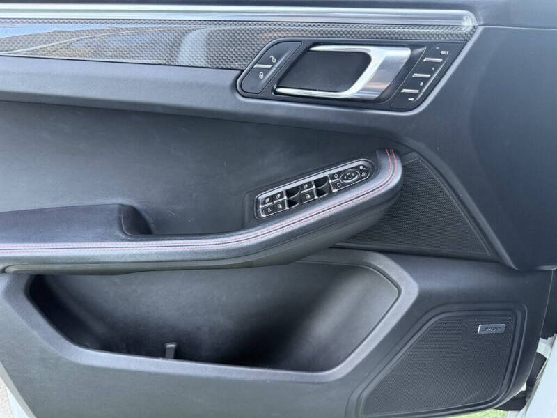 2018 Porsche Macan GTS