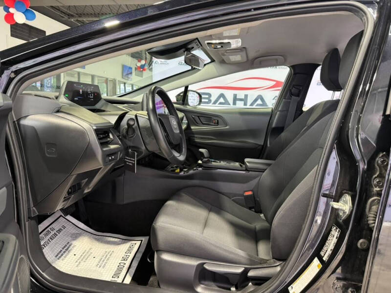 2025 Toyota Prius LE