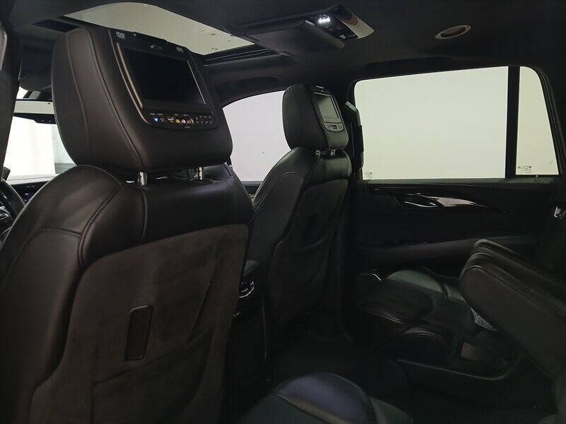 2015 Cadillac Escalade Platinum