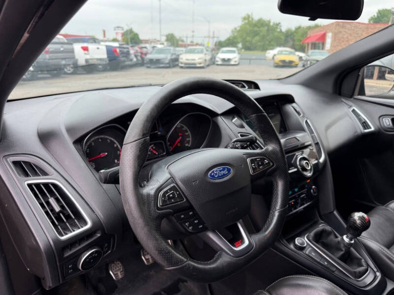 2016 Ford Focus ST
