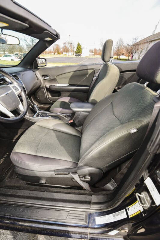2012 Chrysler 200 Touring