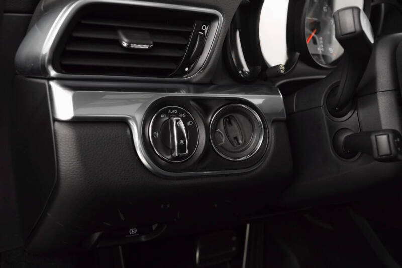 2015 Porsche 911 Carrera 4S