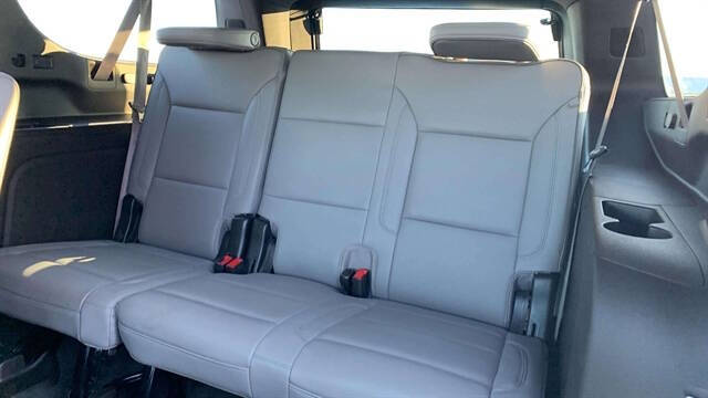 2023 GMC Yukon XL SLT