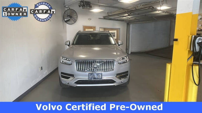 2025 Volvo XC90 B5 Core Bright Theme