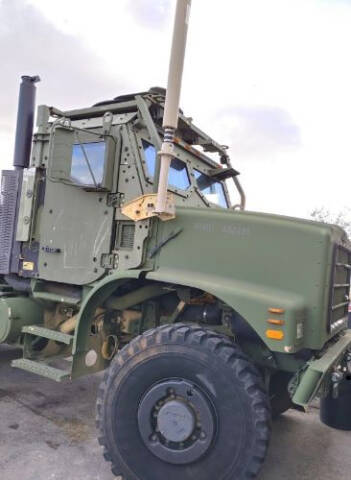 2002 Oshkosh MTVR