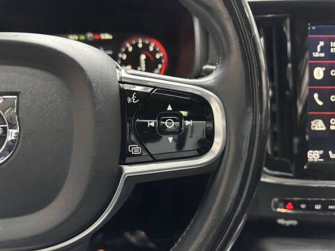 2018 Volvo S90 T5 Momentum