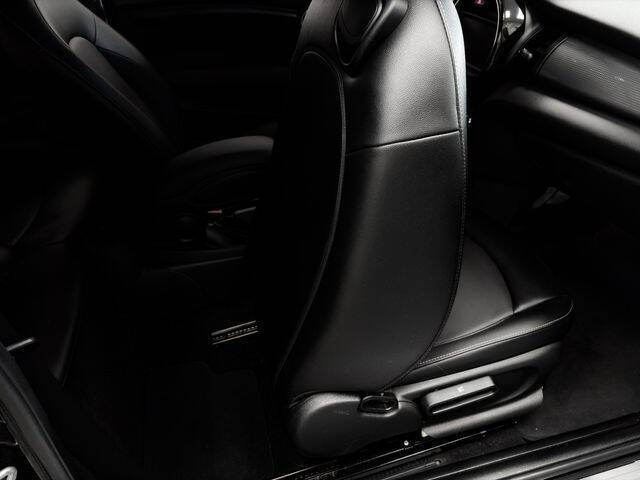 2017 MINI Hardtop 2 Door Cooper