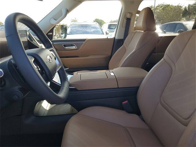 2026 Infiniti QX80 Luxe