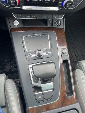 2018 Audi Q5 2.0T quattro Premium Plus