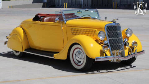 1935 Ford Deluxe