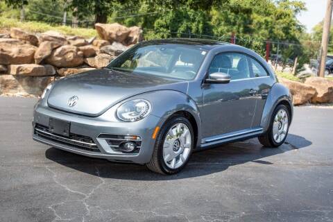 2018 Volkswagen Beetle for sale at CROSSROAD MOTORS in Caseyville IL
