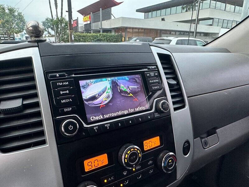 2017 Nissan Frontier SV