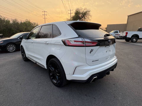 2020 Ford Edge ST